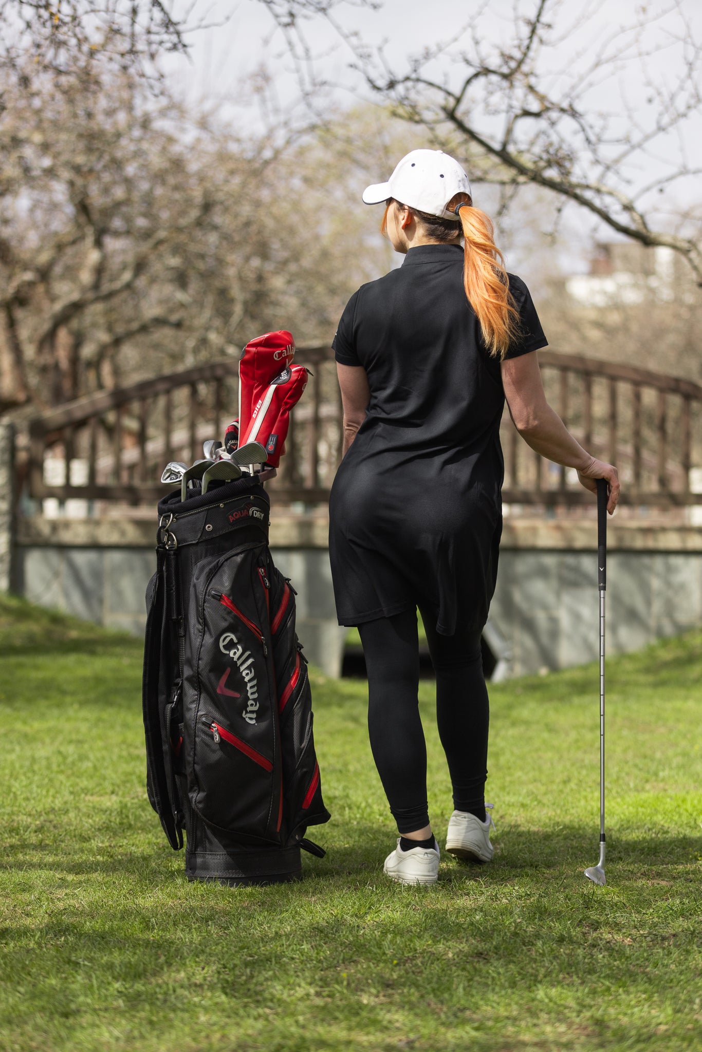 golf vaatteet naisille